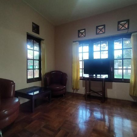 Villa Batu Tua Puncak Mitra Reddoorz 보고르 외부 사진