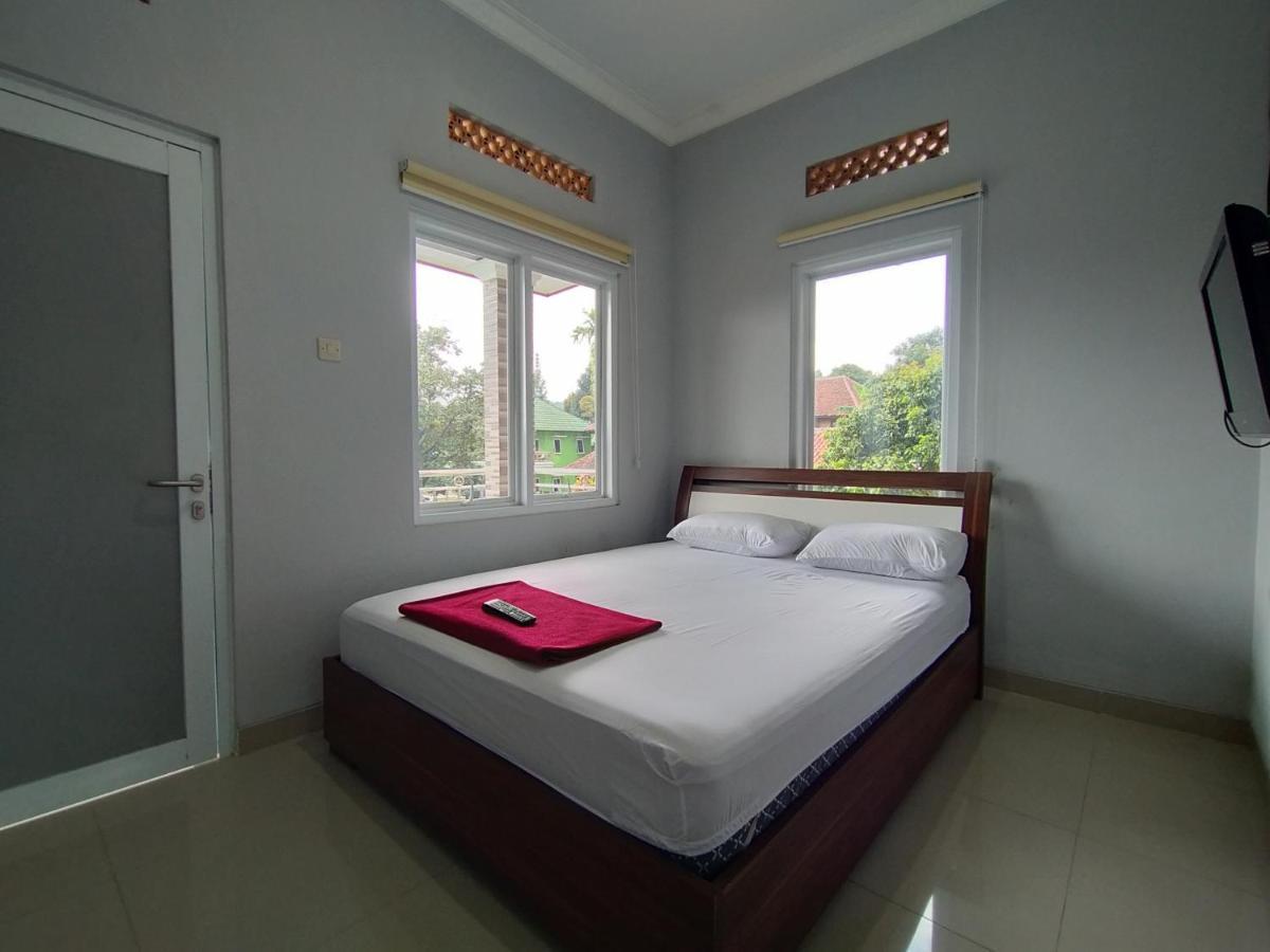 Villa Batu Tua Puncak Mitra Reddoorz 보고르 외부 사진
