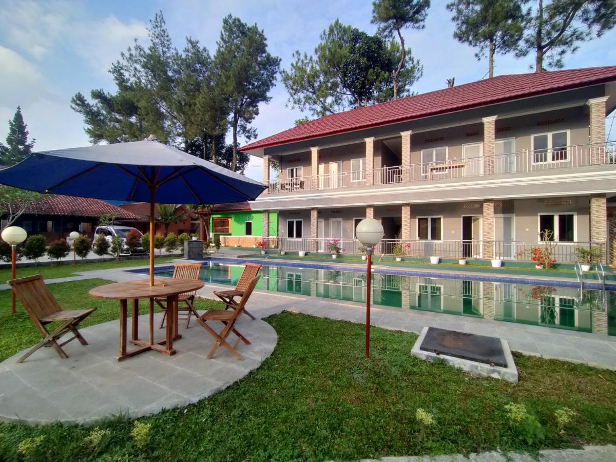 Villa Batu Tua Puncak Mitra Reddoorz 보고르 외부 사진