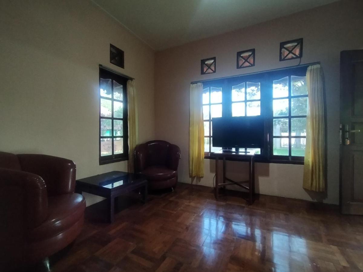 Villa Batu Tua Puncak Mitra Reddoorz 보고르 외부 사진