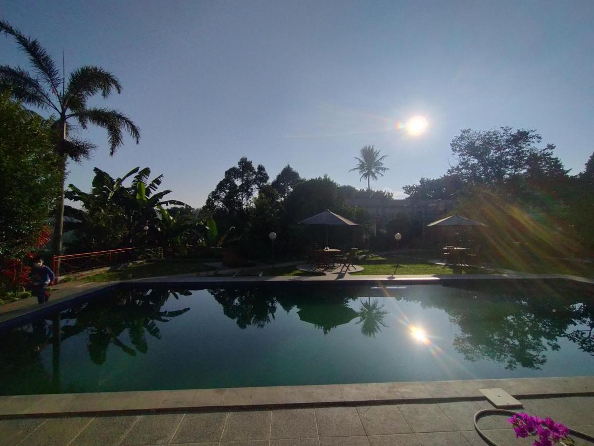Villa Batu Tua Puncak Mitra Reddoorz 보고르 외부 사진