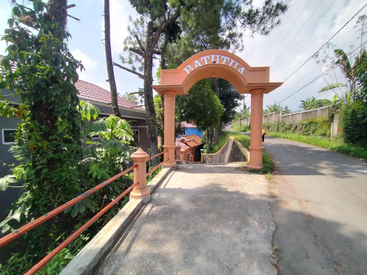 Villa Batu Tua Puncak Mitra Reddoorz 보고르 외부 사진