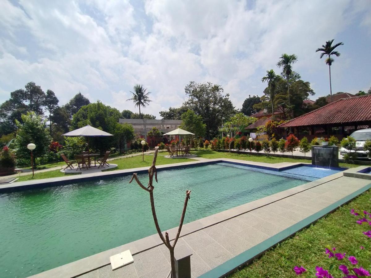 Villa Batu Tua Puncak Mitra Reddoorz 보고르 외부 사진