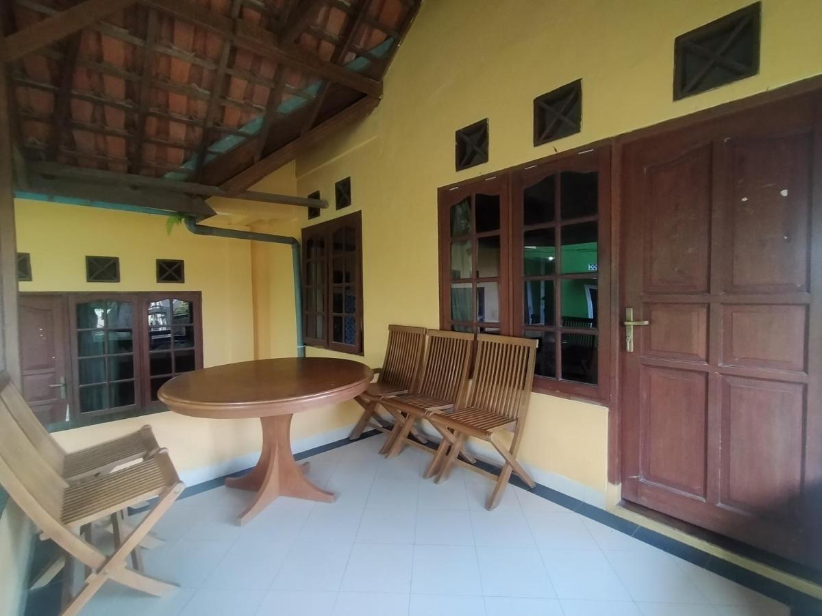 Villa Batu Tua Puncak Mitra Reddoorz 보고르 외부 사진